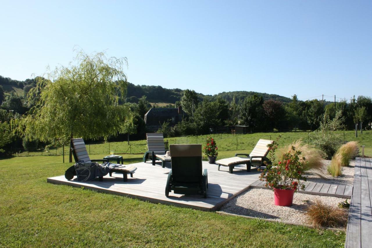 Le Jardin De Venus Acomodação com café da manhã La Rivière-Saint-Sauveur Exterior foto